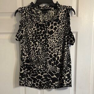 Black and cream ruffled neck line  Print Women's Top size medium